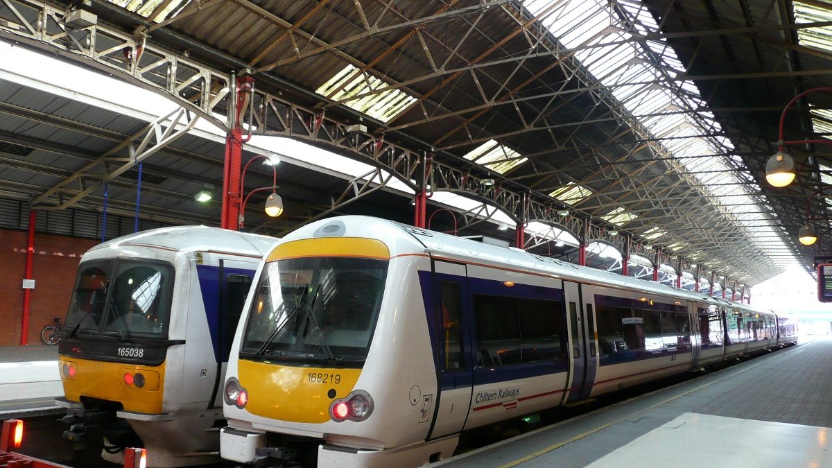 A Chiltern Railways train at Marylebone station in London